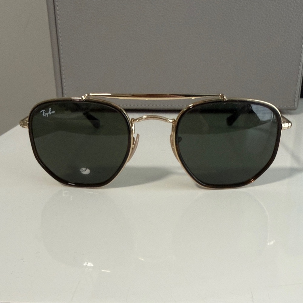 Ray-Ban Gold Frame Sunglasses with Dark Lenses